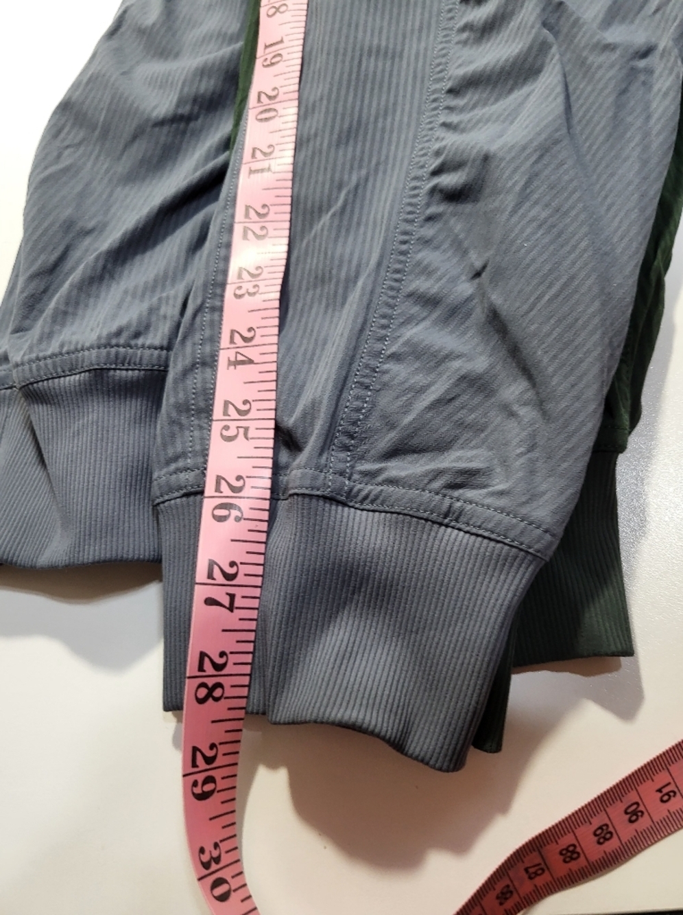 Bundle lululemon Ribbed Jogger - Picture 9 of 9